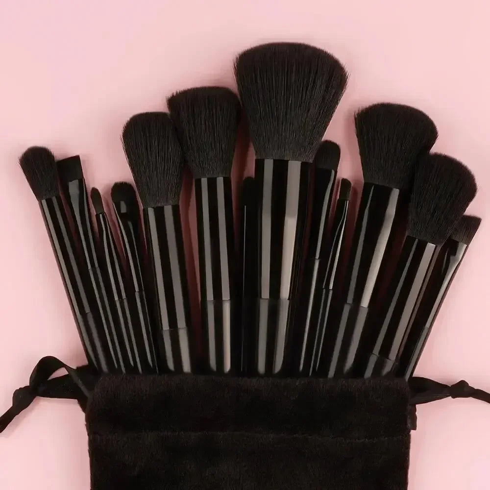 Professional Makeup Brush Set – Soft Fluffy Kabuki & Blending Brushes