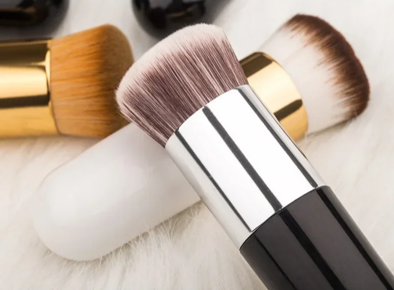 Professional Makeup Brush Set – Face, Blush & Contour Brushes